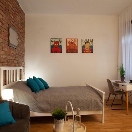 Marvel Apartman Debrecen Eksteriør bilde