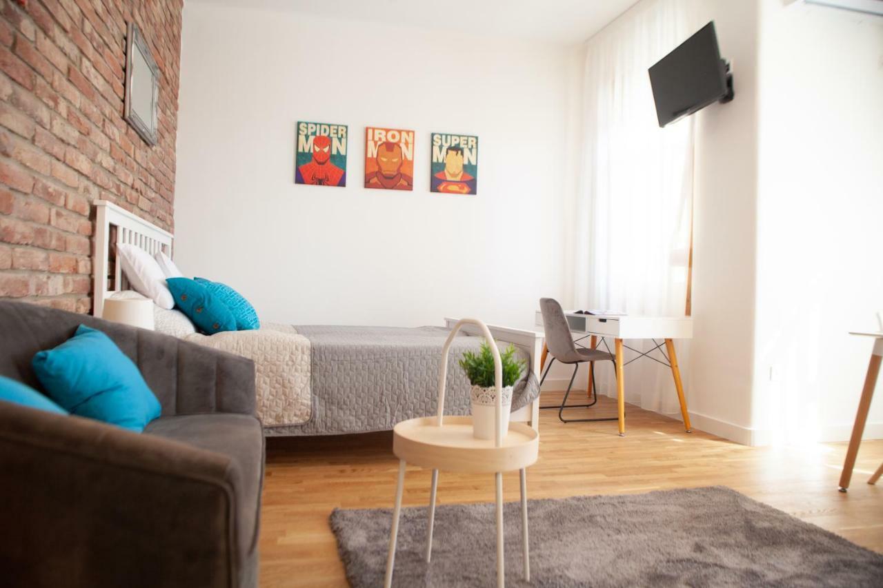 Marvel Apartman Debrecen Eksteriør bilde